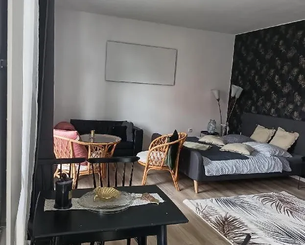 Oxota * Jaroměř